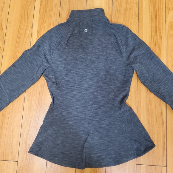 LULULEMON Size 8 Gait Keeper Jacket Gray Heathered Black Reflective - Picture 5 of 12